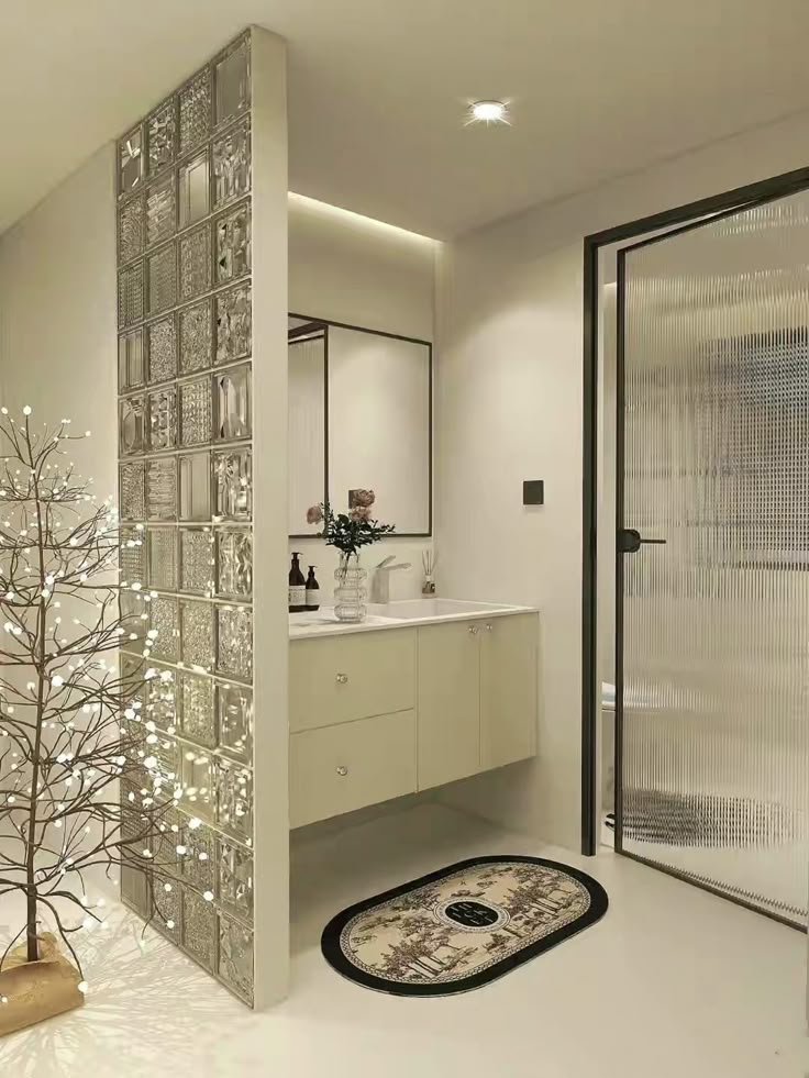 بلوک شیشه دکوری: استفاده و مزایا در طراحی داخلی