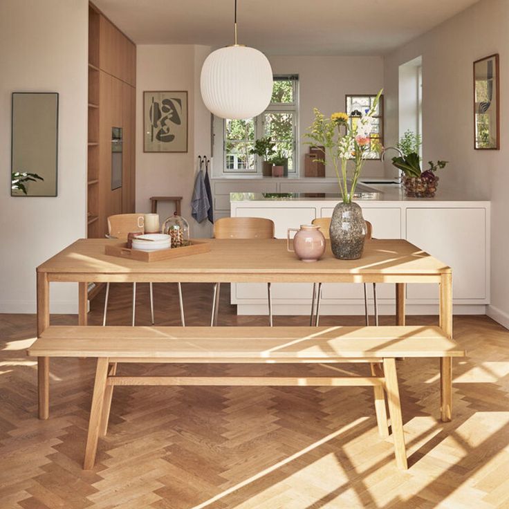 همه چیز درباره میز: راهنمای جامع خرید و استفاده