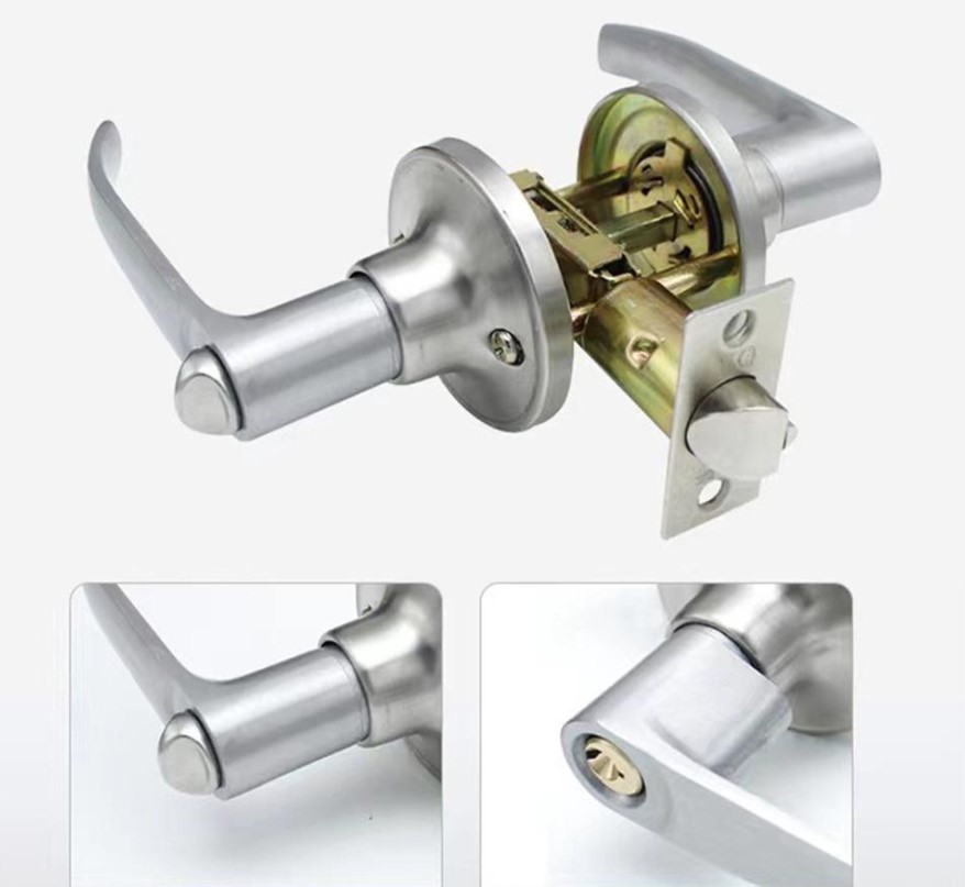 بررسی قطعات و مطابقت با درب