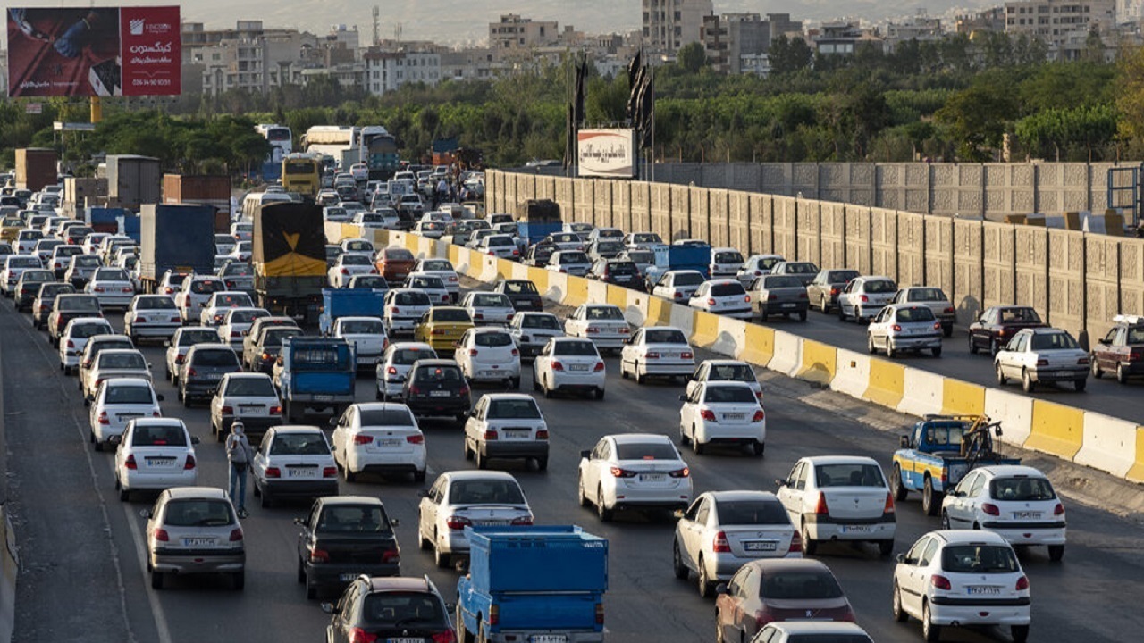 تردد روان در تمامی محورهای شمالی کشور