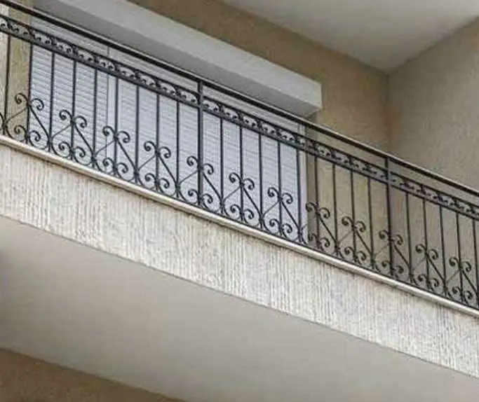 نرده بالکن